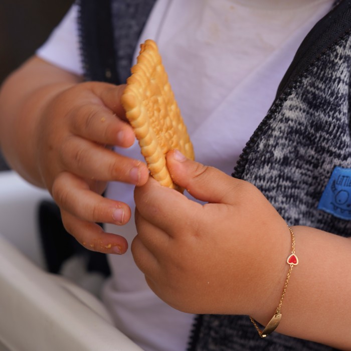 Bratara pentru Copii din Aur Galben de 14K cu Placuta Nume si Inima Rosie