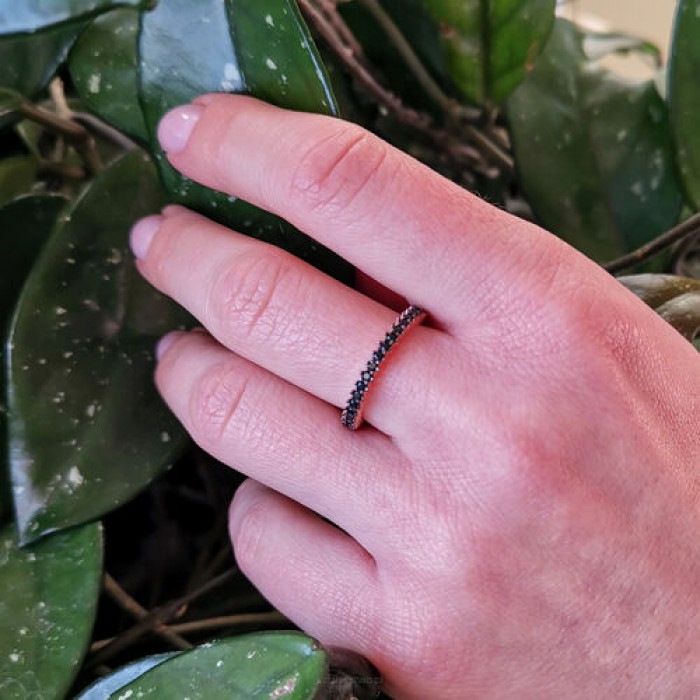Inel Eternity din Argint 925 Placat cu Rodiu Roz și Pietre Cubic Zirconia Negre Inel Eternity din Argint 925 Placat cu Rodiu Roz și Pietre Cubic Zirconia Negre